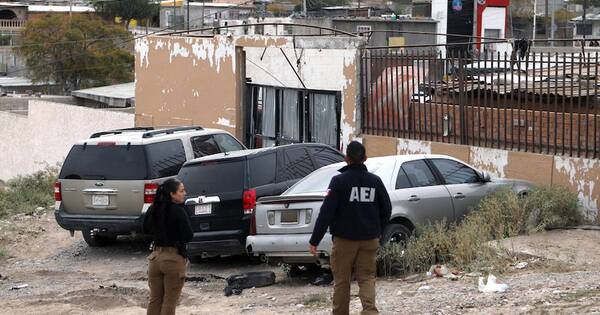 La Nación / Secuestran a tres periodistas