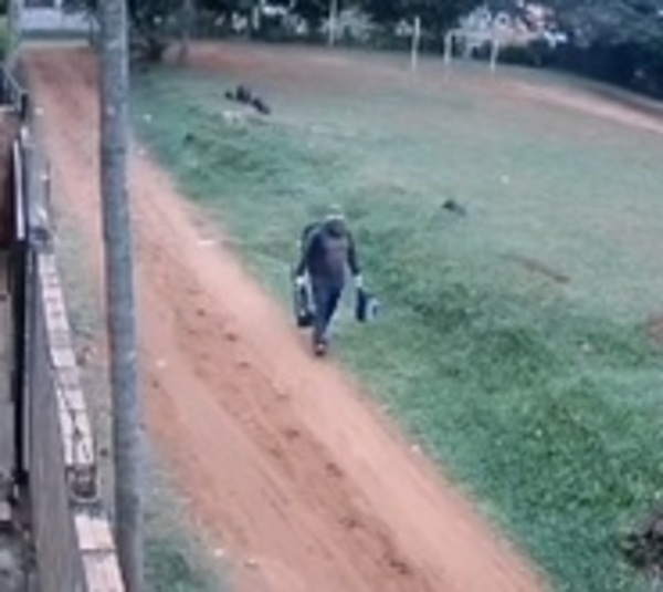 Detuvieron a supuesto ladrón domiciliario en Itauguá - Paraguay.com
