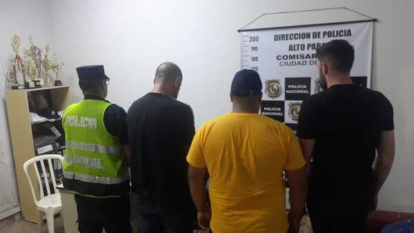 Caen tres brasileños con éxtasis y arma en Ciudad del Este - ADN Digital