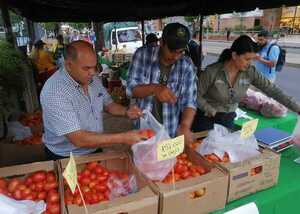 Arrancaron las ferias de tomates en Asunción, San Lorenzo e Itá - El Trueno