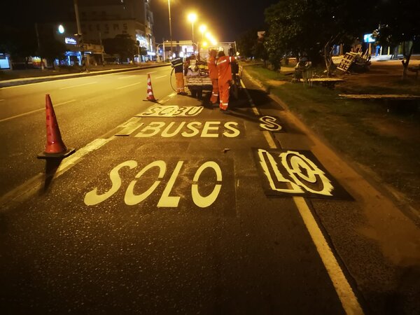 Diario HOY | Implementan carril exclusivo para buses sobre la Transchaco