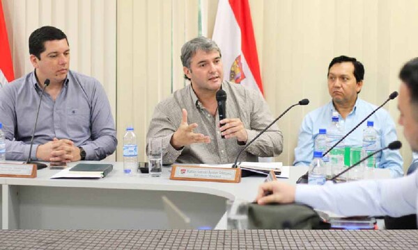 Intendente de Coronel Oviedo solicitó un crédito de G. 7.000 millones para la adquisición de maquinarias – Prensa 5