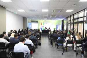 Dirección Jurídica de ITAIPU organiza seminario sobre nuevo marco legal de créditos de carbono