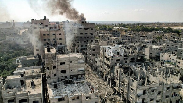 Israel excarcela a los primeros 39 presos palestinos como parte del acuerdo con Hamás