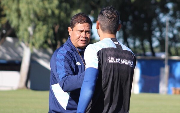 ¡Despedido por WhatsApp! César Castro dejó de ser entrenador de Sol de América