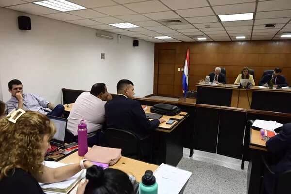 Caso Ronaldinho: Fiscalía asegura que probó responsabilidad de acusados - Nacionales - ABC Color