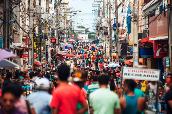 Pobreza en Latinoam茅rica baja al 29% en 2022 y alcanza niveles prepand茅micos, dice Cepal - Revista PLUS