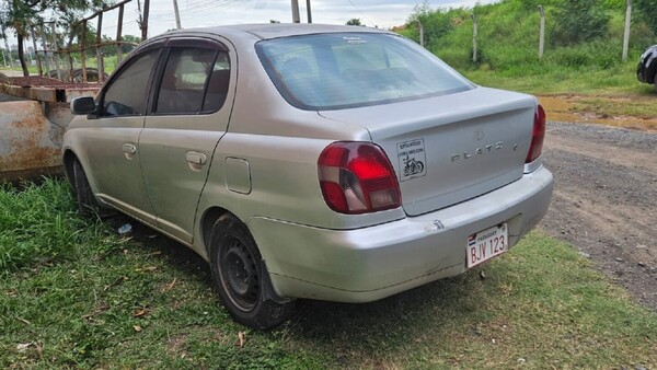 Policía divulga imágenes de asalto y halla vehículo utilizado por atacantes