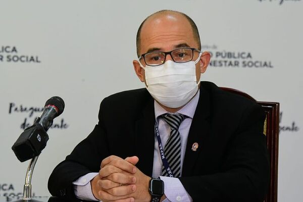 Director de PAI aclara que a partir del lunes seguirán vacunaciones a personas de 52 años