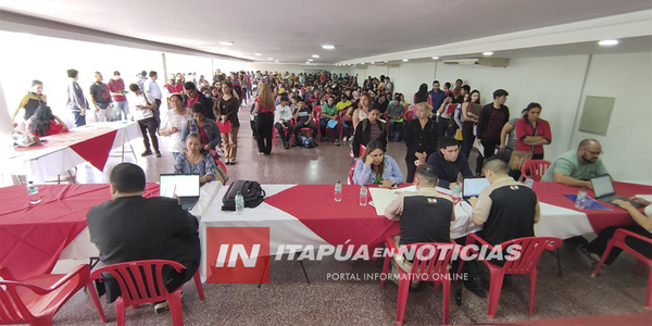 FERIA DE EMPLEOS DE LA SECCIONAL COLORADA FUE UN GRAN ÉXITO EN ENCARNACIÓN - Itapúa Noticias