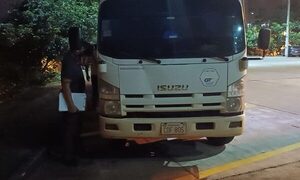 Balean en la cabeza a conductor de camión en intento de asalto frente a su vivienda
