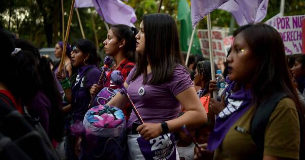 La Nación / #25N: mujeres marchan este sábado en contra de las violencias