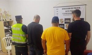 Detienen a tres brasileños que vendían éxtasis en el microcentro de C. del Este – Diario TNPRESS