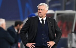 Versus / Carlo Ancelotti critica fuertemente el calendario "insostenible" del fútbol