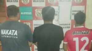 Villa Elisa: Policía detiene a tres hombres por robar basureros de hierro