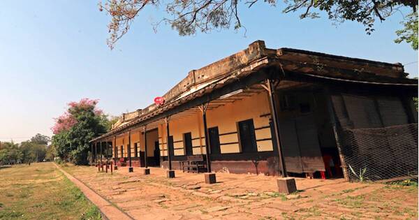 La Nación / Instan a revitalizar la exestación de tren de Areguá