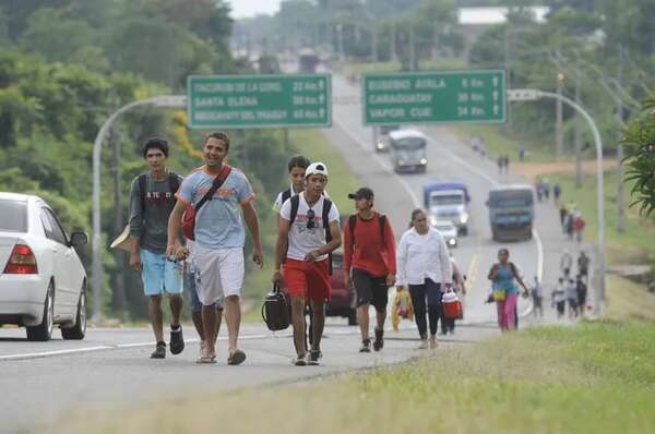 Policía destinará 3.000 agentes a la cobertura del operativo Caacupé 2023 - Nacionales - ABC Color
