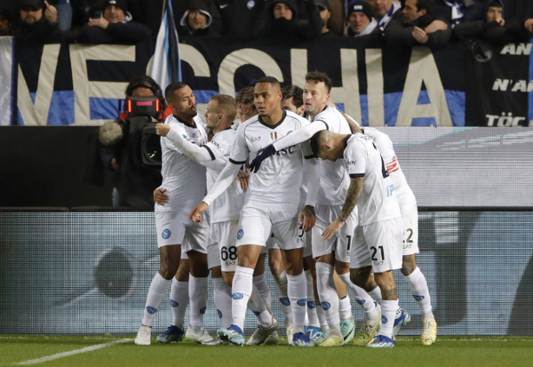 Versus / El nuevo Nápoles de Mazzarri gana en Bérgamo al Atalanta