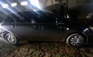 Abandonaron auto robado cerca del Hospital Los Ángeles