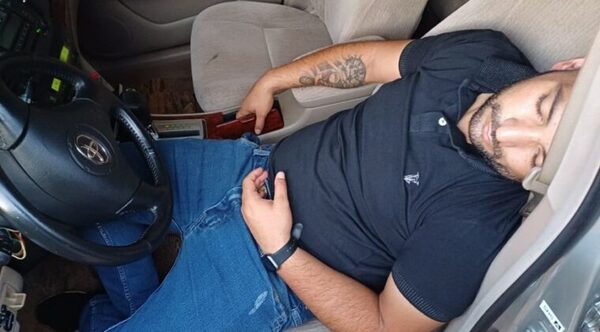 Pensaron que estaba muerto, solo se quedó dormido por borracho - Noticiero Paraguay