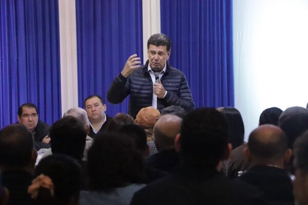 No estaba muerto: Efraín quiere un Partido Liberal a su medida - ADN Digital