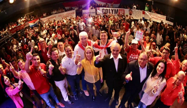 Santiago Peña se reúne con paraguayos colorados en Argentina
