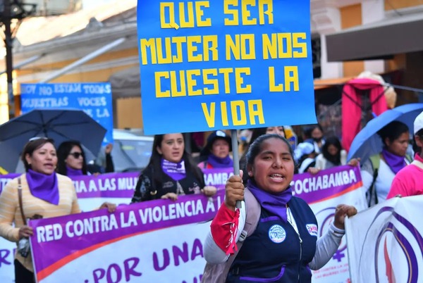 Al menos 4.050 mujeres fueron víctimas de feminicidio en América Latina y el Caribe | 1000 Noticias