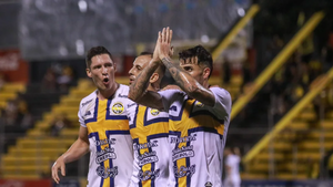 Sportivo Trinidense da un duro golpe a Guaraní - Oasis FM 94.3