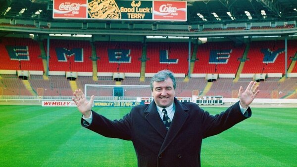 Versus / Falleció Terry Venables, recordado DT del Barcelona y de la selección de Inglaterra