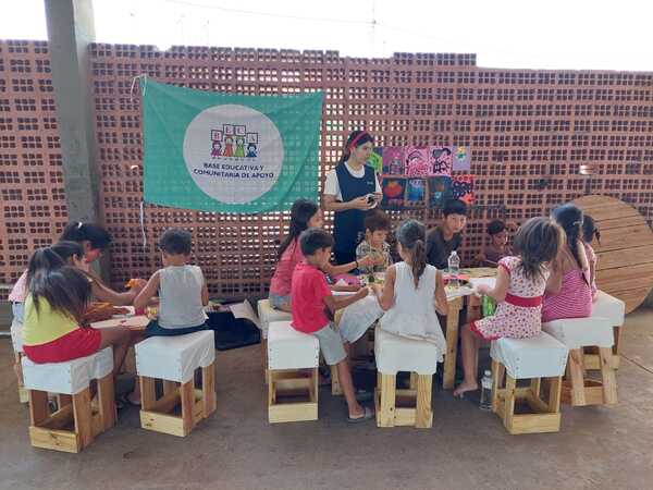 Diario HOY | Exitosa feria por el Mes de la Eliminación de la Violencia contra la Mujer en Tacumbú