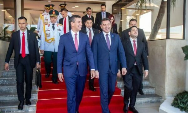 Santiago Peña viaja a Roma para reunirse con el Papa Francisco