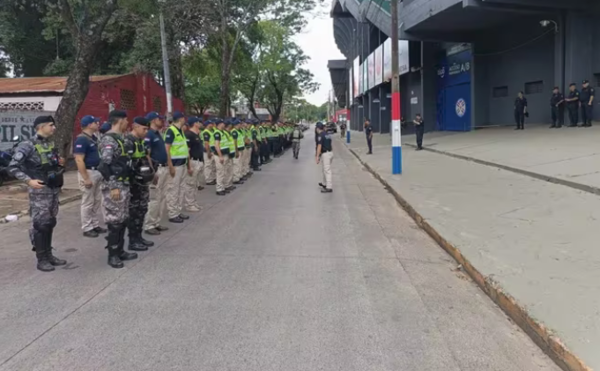 Polis ojapo aipo control filtro y antes que comiencen los partidos de la fecha