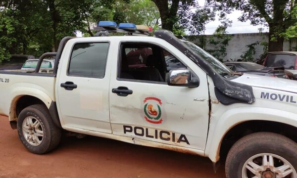 Abogado borracho chocó a varios vehículos y hasta una patrullera