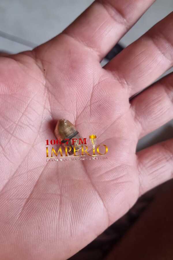 Bala perdida cayó sobre una vivienda en barrio Obrero, víctima se salvó mientras dormía - Radio Imperio 106.7 FM