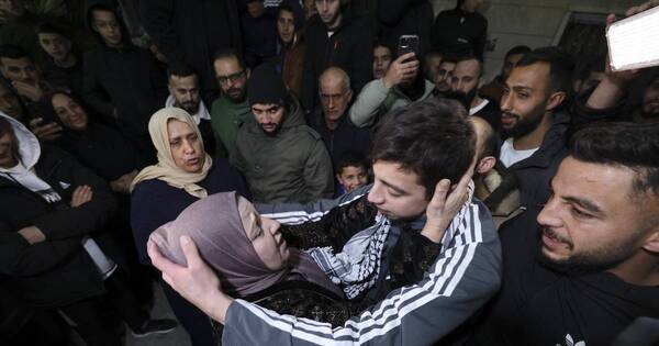 La Nación / Israel-Hamás: negocian extensión de la tregua