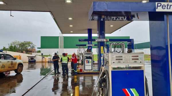 Asaltan tres surtidores y roban unos G. 8.000.000 - La Clave