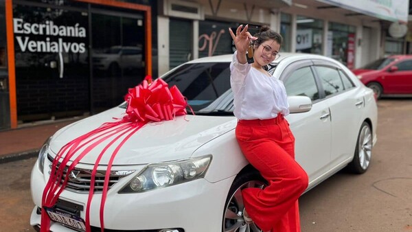 Su novio le regaló un autazo "de onda nomás"