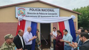A iniciativa de la Comisión Vecinal, inauguran Subcomisaria en Aquino-cue