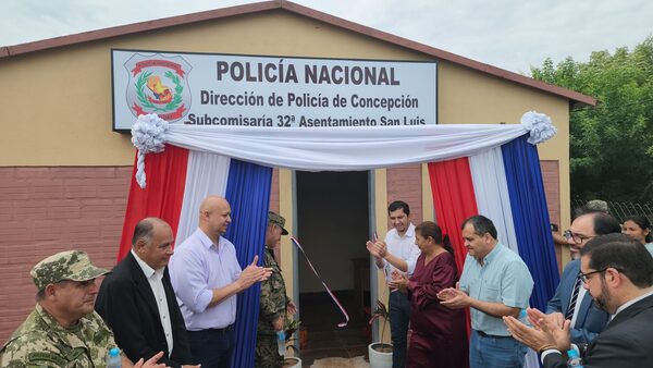 A iniciativa de la Comisión Vecinal, inauguran Subcomisaria en Aquino-cue