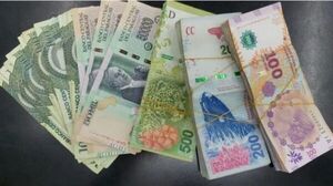EL GUARANÍ SE VOLVERÍA MÁS FUERTE QUE EL PESO ARGENTINO EN EL 2024 - Itapúa Noticias