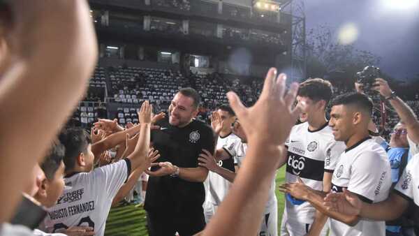 Antolín Alcaraz, retirado, quiere seguir con trabajo de campo