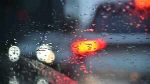 Las lluvias y tormentas continuarán durante la tarde de este lunes, advierte Meteorología
