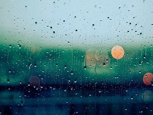Tiempo inestable se mantiene hasta mañana con lluvias y tormentas · Radio Monumental 1080 AM