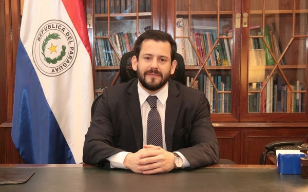 Diario HOY | César Rossel asumirá presidencia del TSJE el próximo año