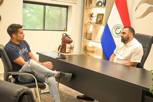 Versus / “Tito” Torres arrancó la semana visitando al Ministro de Deportes