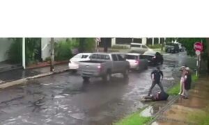(VIDEO)Circuito cerrado capta asalto a cambista en barrio chuchi de Asunción