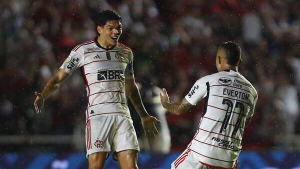 El Flamengo de Tite se une a Palmeiras en la lucha por el título