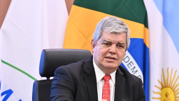 Enrique Riera advierte “cárcel e imputación” a funcionarios que protejan a Sebastián Marset