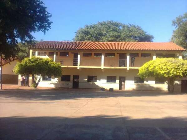 Educación: denuncian nuevo caso de discriminación en un colegio público de Luque - Nacionales - ABC Color