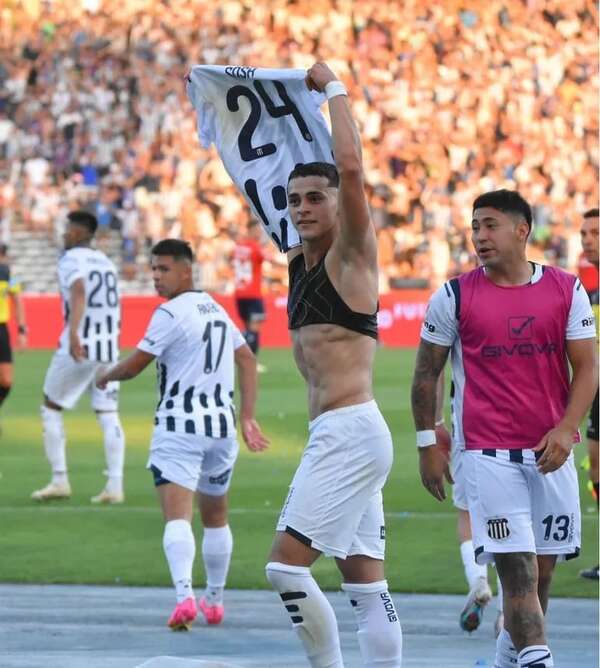 El futuro de Ramón Sosa sigue en Córdoba - Fútbol Argentino - ABC Color